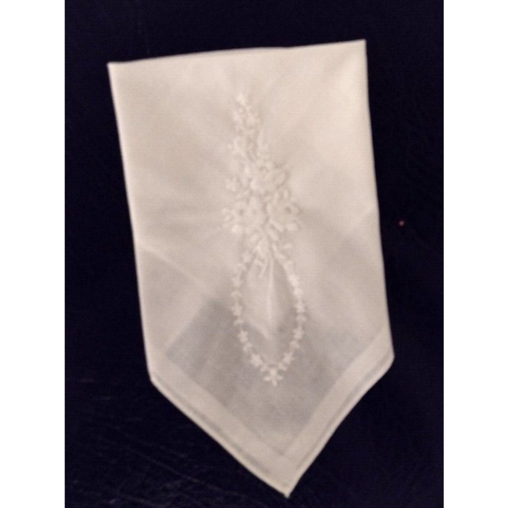 Vtg Embroidered White Floral Handkerchief Wedding Bridal Hanky